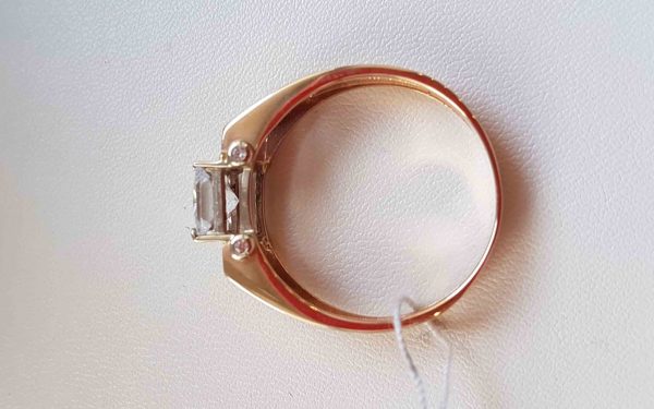 Золотая печатка ПЧ198 фото Золотая печатка ПЧ198 вид сбоку