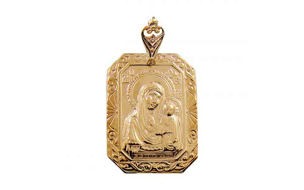Золотая ладанка ПВ1058 Фото золотая ладанка ПВ1058 прямоугольной формы со скошеными углами, без украшений, изображение Казанской Божьей Матери, средний вес изделия 3.53 грамма