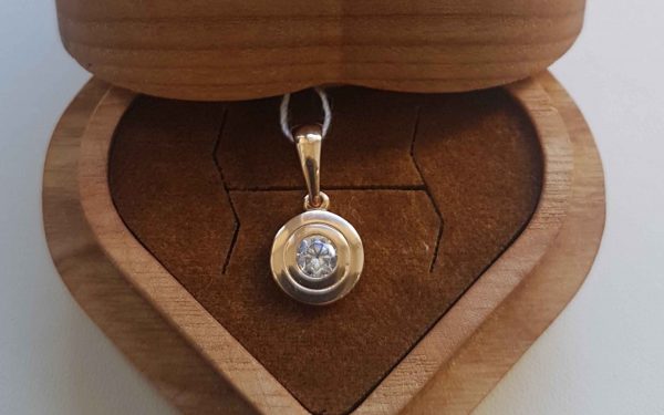 Фото золотая подвеска ПВ1327 средний вес 1.15 грамма