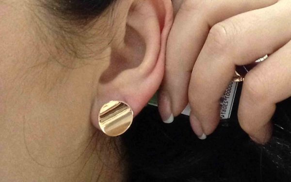 Фото Золотые серьги СБ371 в ушке