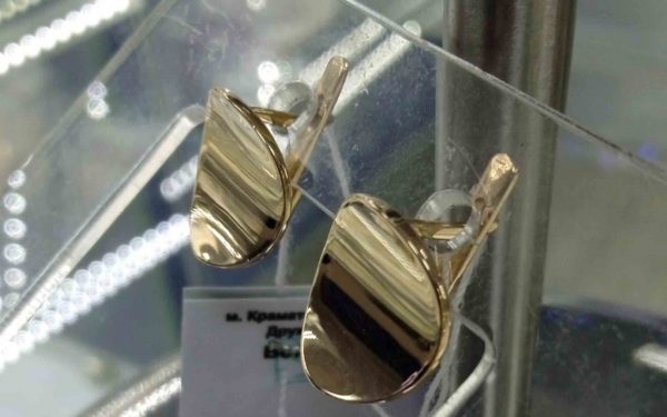 Фото Золотые серьги СБ371 на подставке